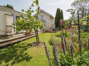 Bryn Offa cottage